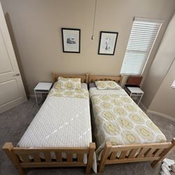 Twin Beds/Bunk Beds 