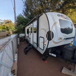 Forest River Rockwood Geo Pro travel trailer G19FD