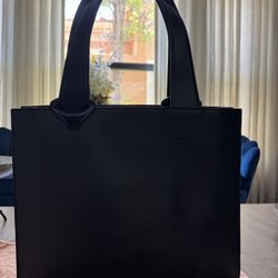 Authentic LOUIS VUITTON LV Logo Gemo Shoulder Tote Bag Epi Leather Black