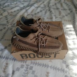 Yeezy Brown 🤎