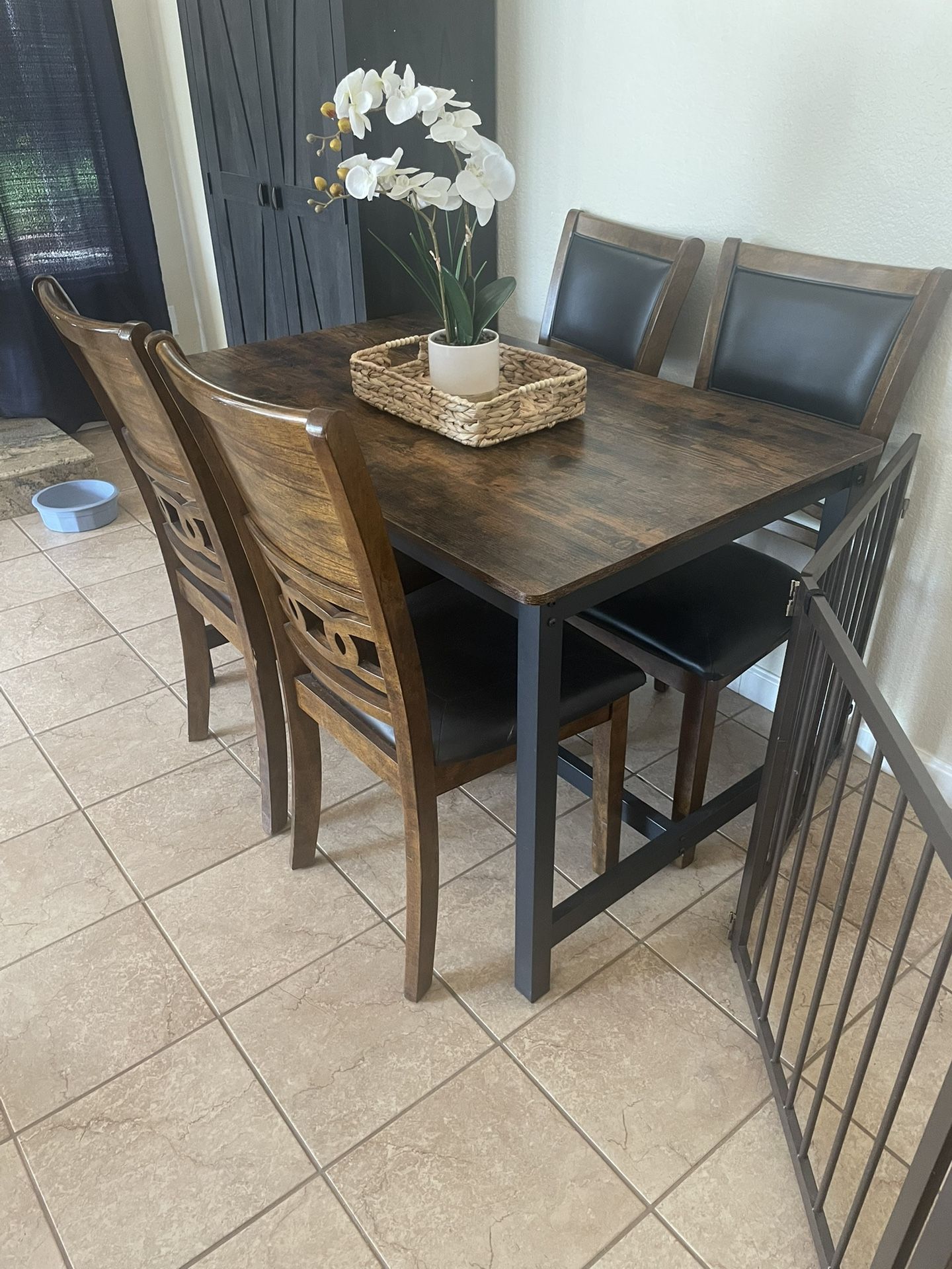 Table And Chairs