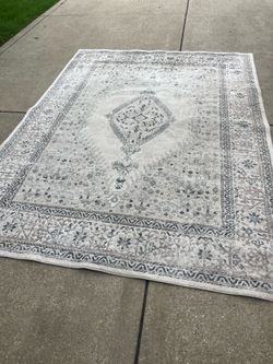 8x10 Area Rug
