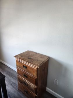 Dresser