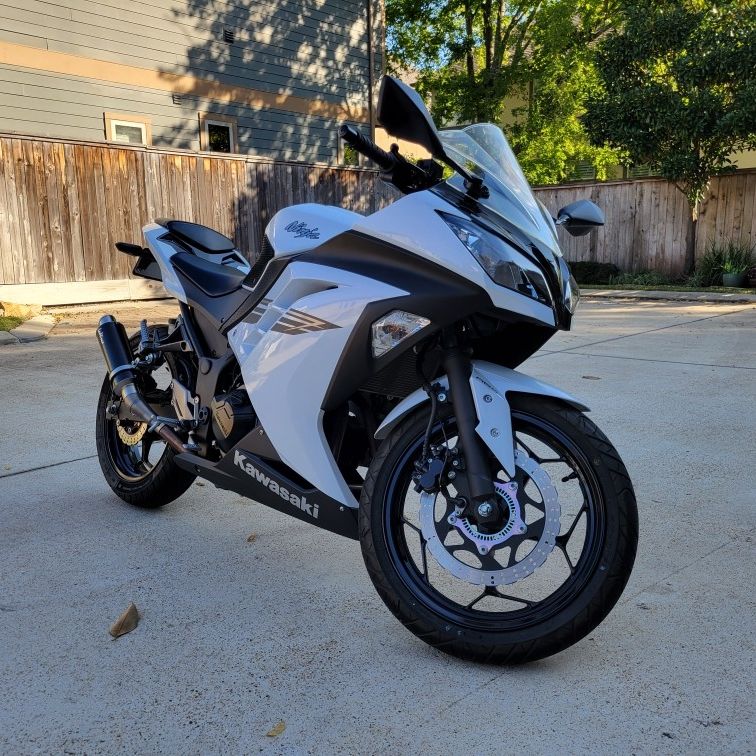 2017 Kawasaki Ninja 300 ABS for Sale in Houston TX OfferUp