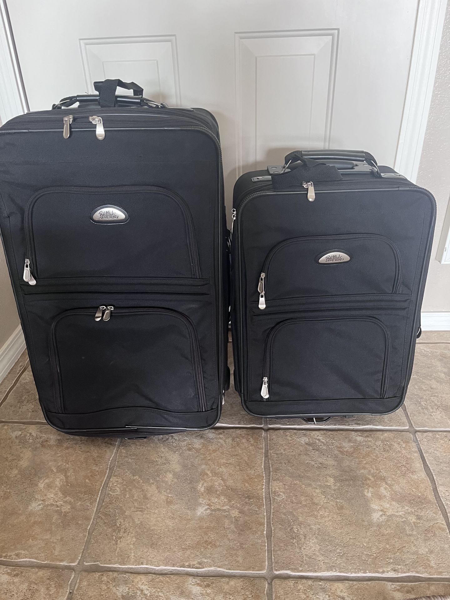 Bob Mackie 2 Piece Luggage Set