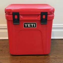 YETI - Roadie 24 Cooler