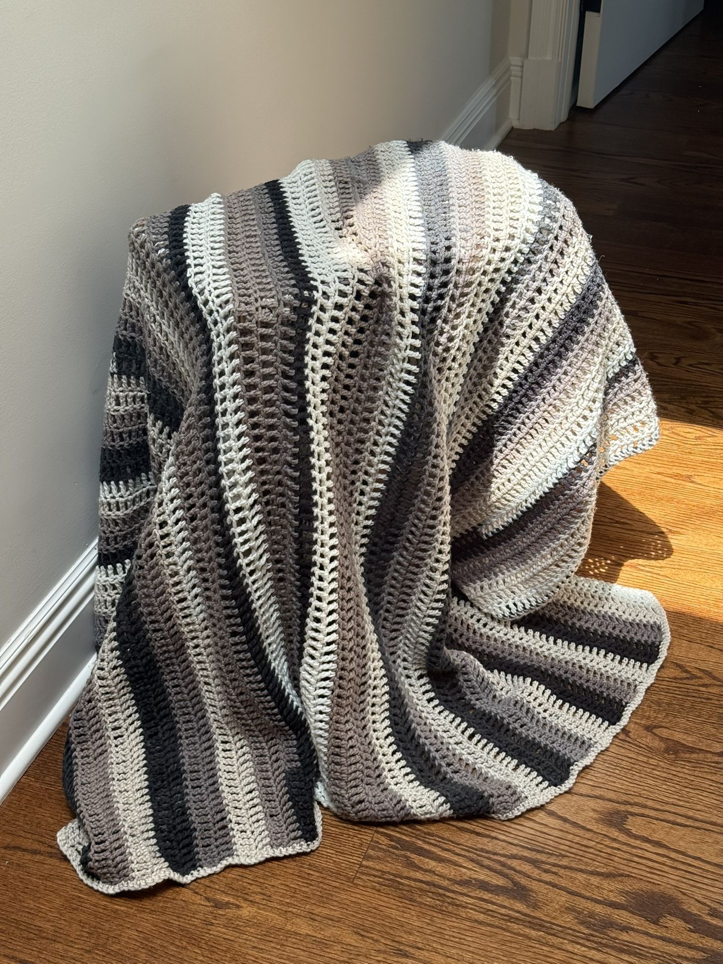 Handmade Crocheted Blanket (Acrylic Yarn)