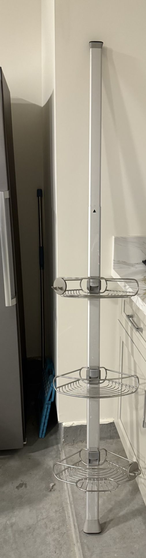 Simplehuman Shower caddy with pole standalone