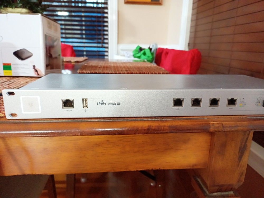 UniFi Pro-4 Gateway Used