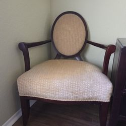 Wood/Cloth Chair