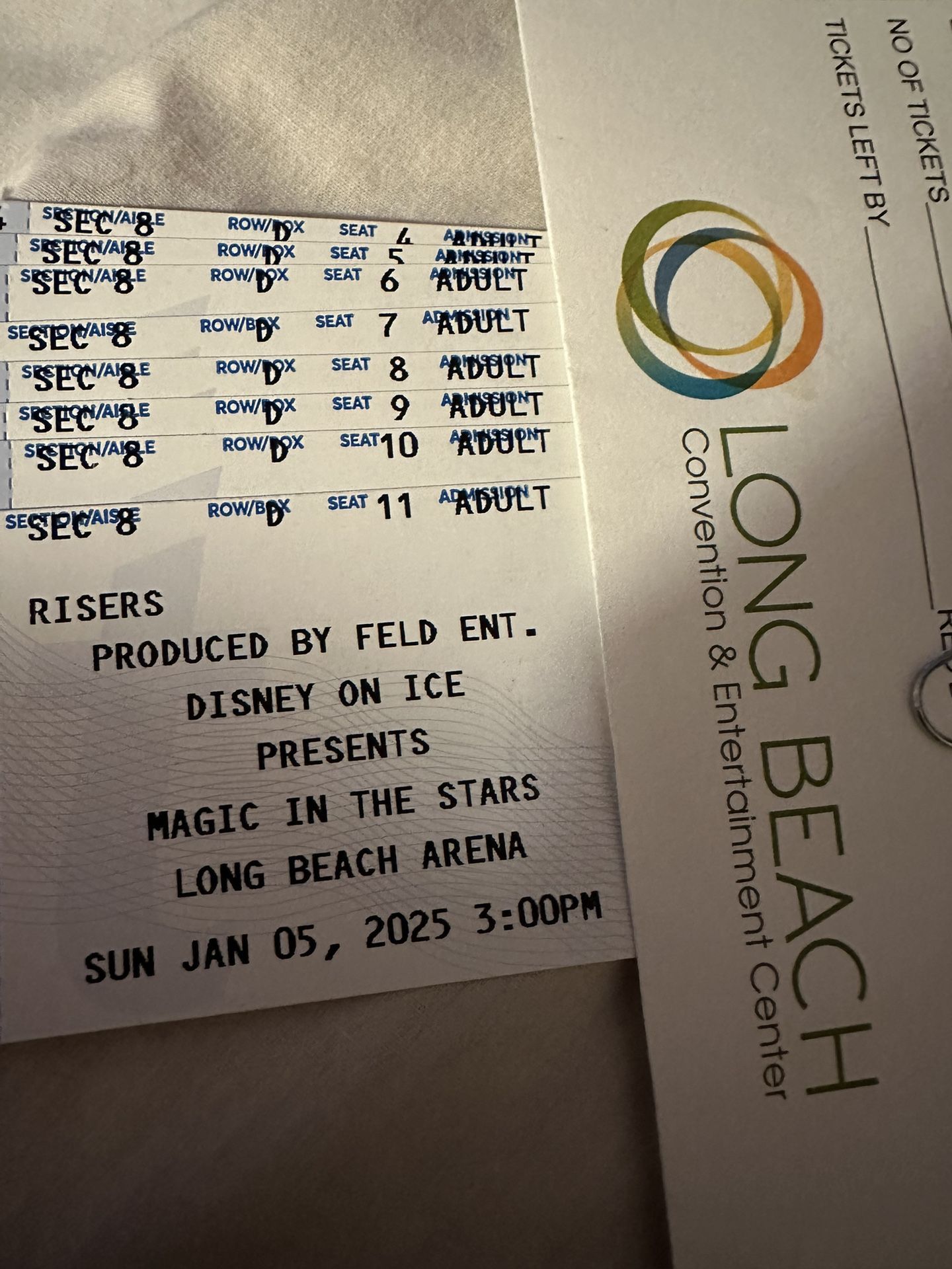 Disney On Ice Crypto Or Ontario Or Row D 🌸Long Beach Arena Row D/E/