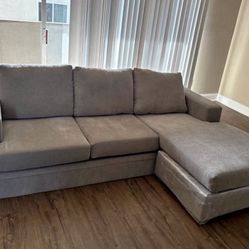 Sectional Couch 