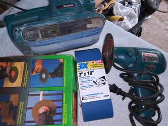 Belt sander and disc sander with a lot of sand paper and more