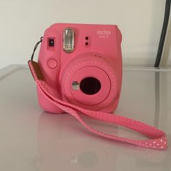 Fujifilm Instax Mini 9 Instant Camera - Flamingo Pink