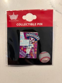 Dia De Los Dodgers Pin
