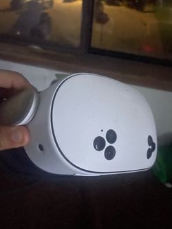 Trading a meta qest 3s for a ps5 or selling for 400$
