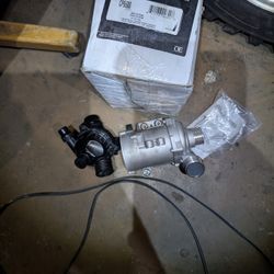 Brand New BMW Electric Water Pump And Thermostat Kit
