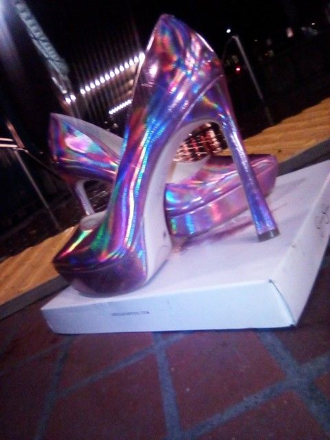 Jessica Simpson (PINK) Holographic Heels , Size 10M