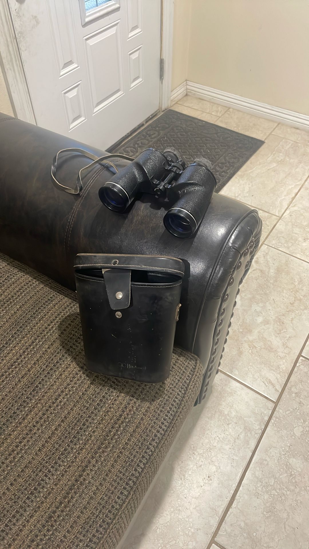 Vintage Bushnell Made In Japan Binoculars.