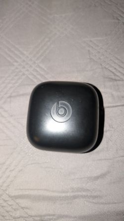powerbeats pro charging case only