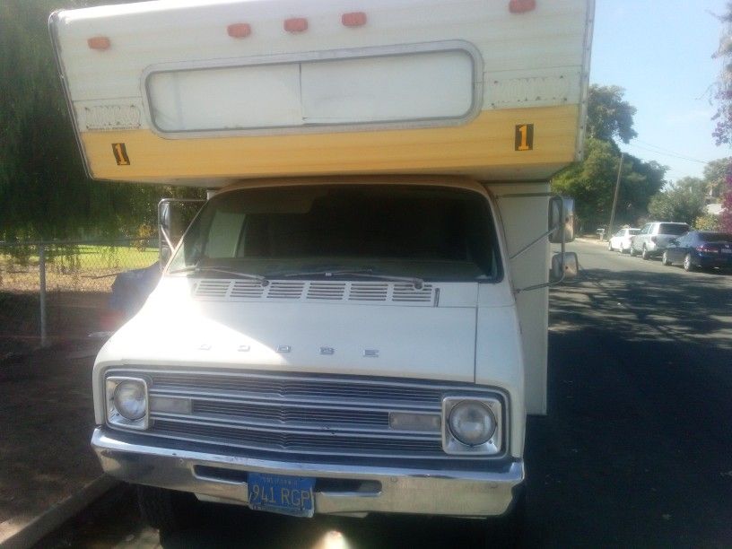 1976 Dodge Monaco RV