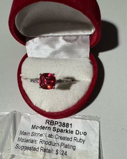 Size 9 Women’s Ring