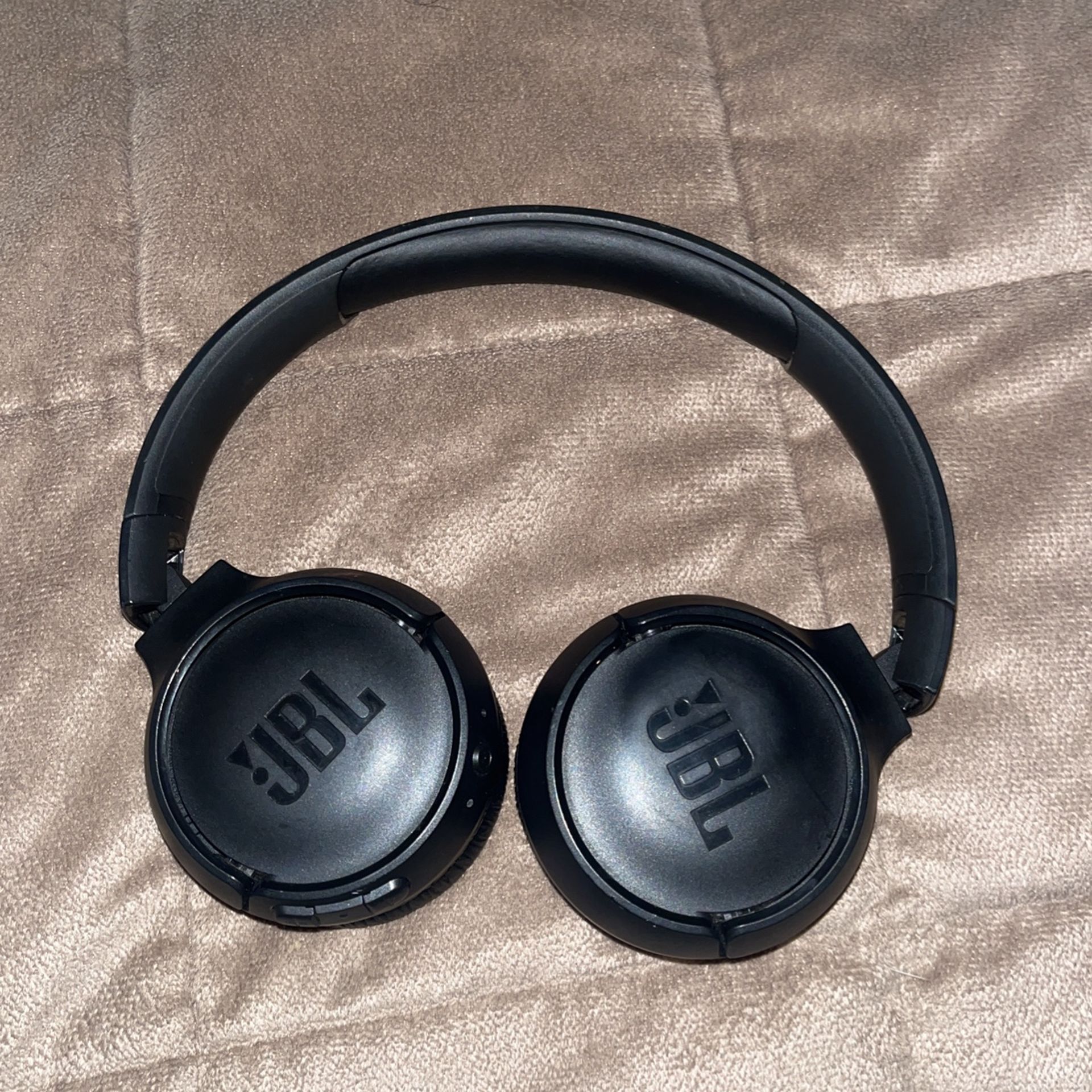 JBL Wireless Headphones