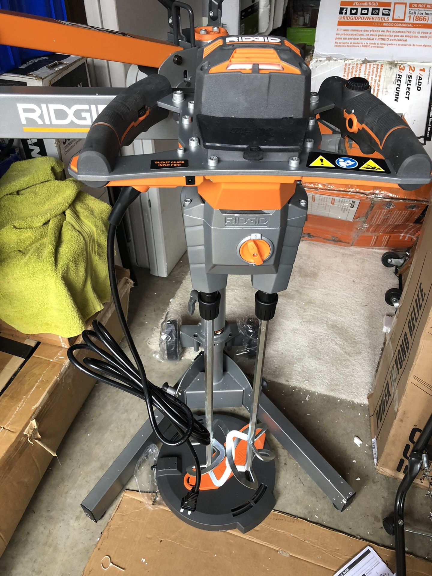 Ridgid R7132 dual paddle programmable power mixer with stand (new) for