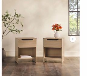 Set of 2 Light Wood Nightstands with Drawer