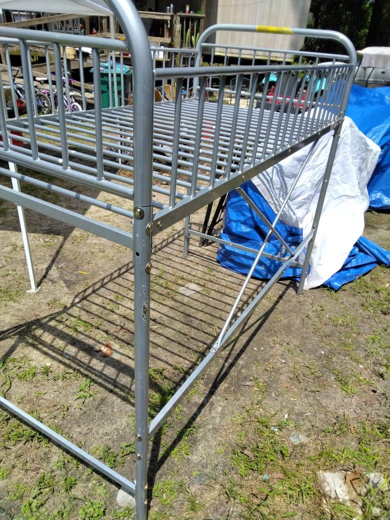 Metal Bunk bed Loft Style.