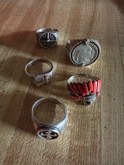 James Avery (3) , (2) silver men’s rings
