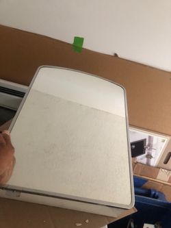 Nostalgic mirror cabinet