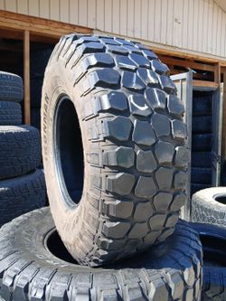 5 used tires 37 12.50 17 AIRONMAN MT