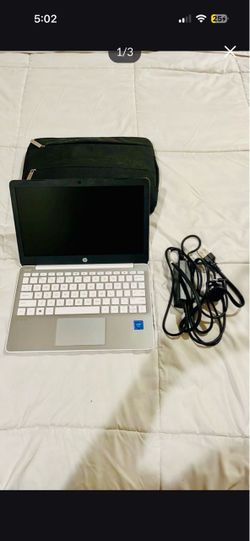 HP Laptop with Charger and Carrying Case