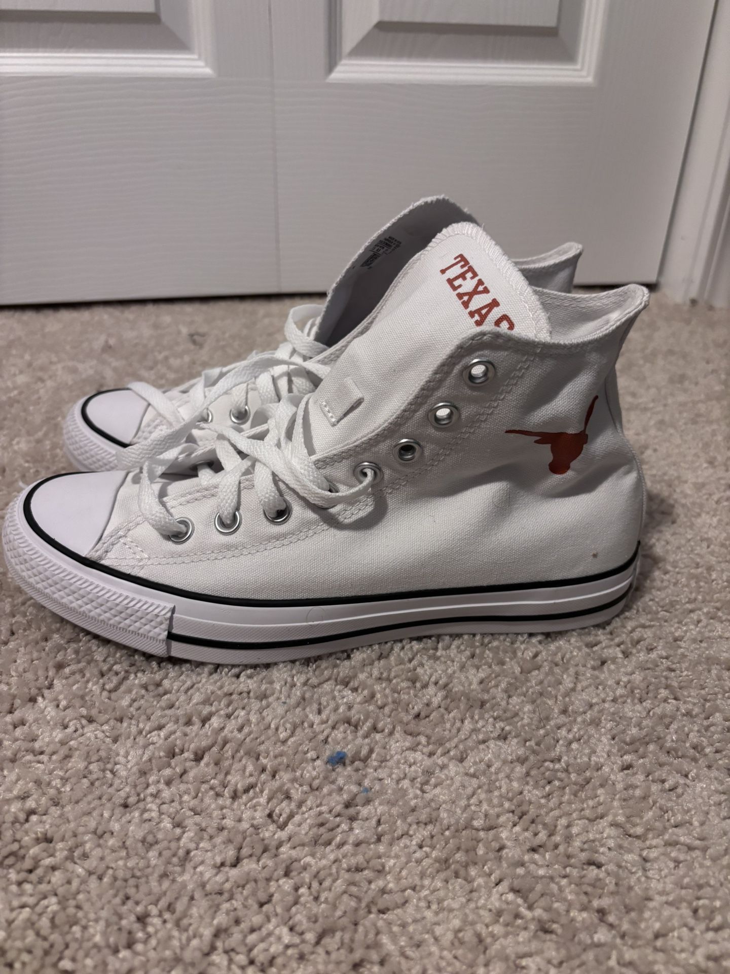 Converse  wms 9,5 men 7,5 Custom Chuck Taylor All Star Texas Longhorns Hi Top Sneakers