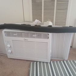 Air Conditioner,  Place On Window Color White