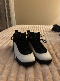 5.5y Jordan shoes