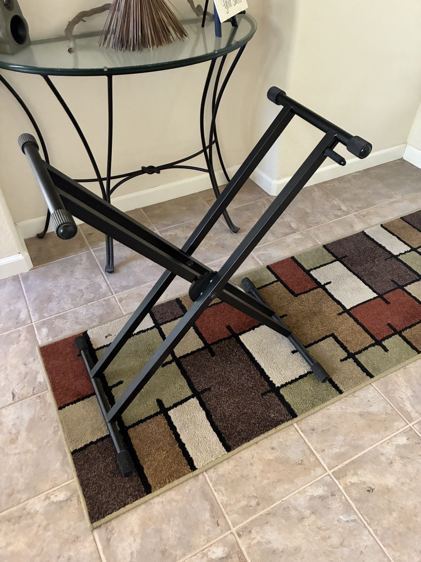 On-Stage Classic Single X Stand