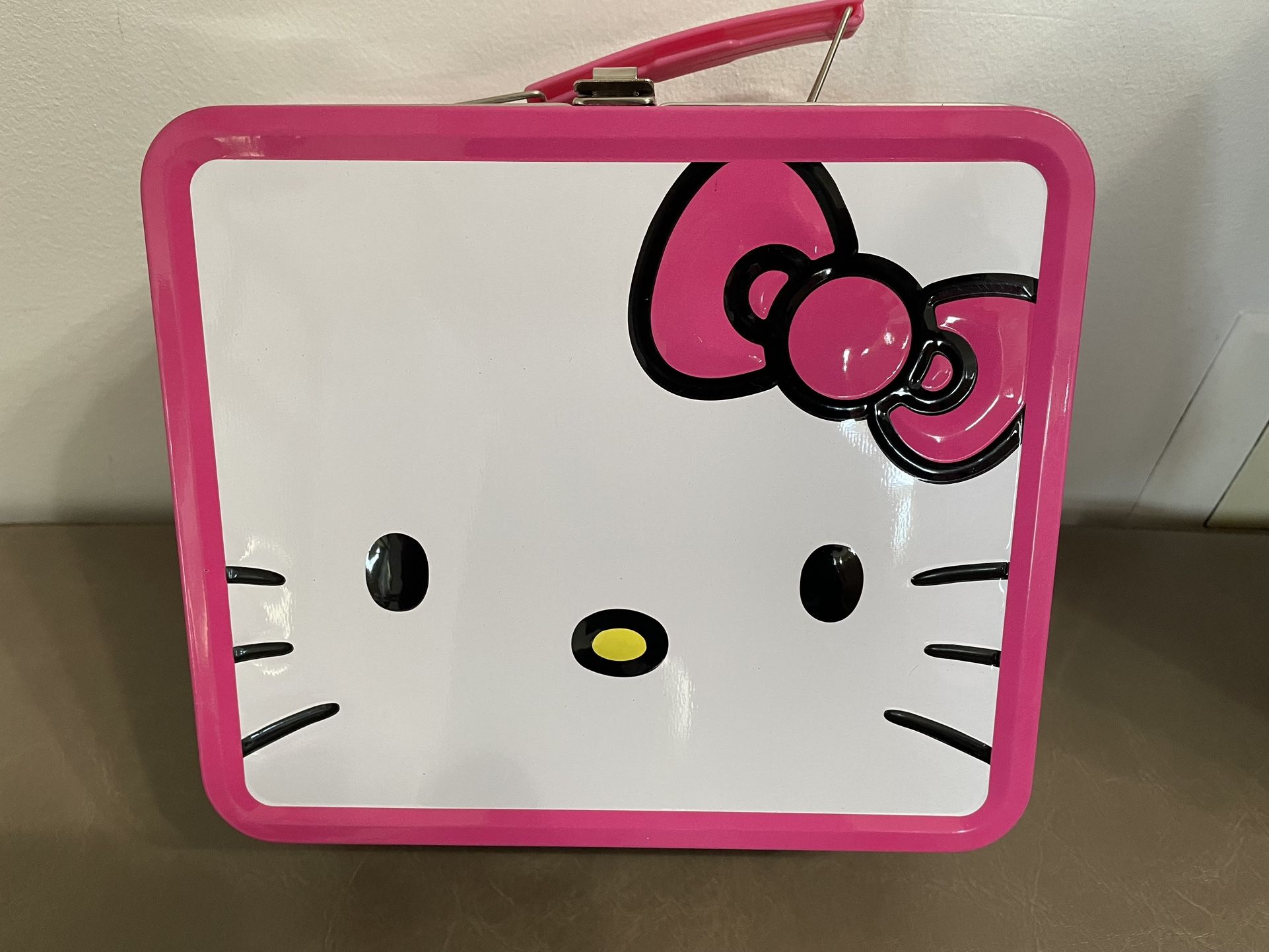 Hello Kitty Lunch Box