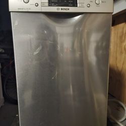 Bosch Silence Plus 18in Dishwasher