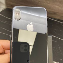 iPhone XS 64gb Unlocked ID: 74619
