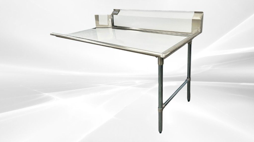 NSF Clean Dish Table 60W x 30D x45H inches CDT-60R-318