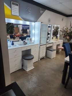 Makeup Vanity 