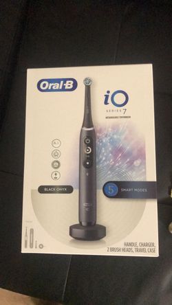 Oral B io series 7 rechargeable toothbrush