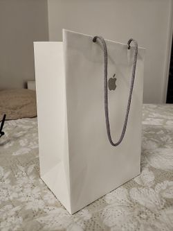 Genuine APPLE Store Medium White Paper Shopping Bag Gift Tote 11”x7.5”x5”