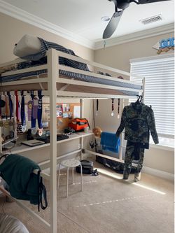 Full size loft bed with desk