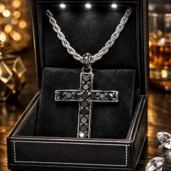 Silver Pendant With Chain