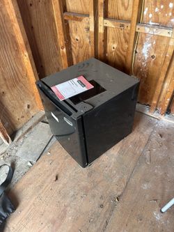 Small Refrigerator