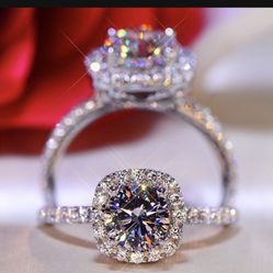 Luxury  sterling silver 925 ring  with 1 Ct moissanite diamonds