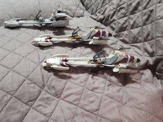 Star Wars BARC Speeder bikes